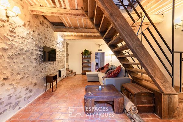 Élégante maison en pierre dans le centre historique de Lagrasse – un bien d’exception