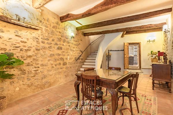 Élégante maison en pierre dans le centre historique de Lagrasse – un bien d’exception
