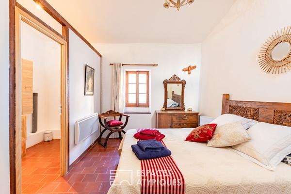 Élégante maison en pierre dans le centre historique de Lagrasse – un bien d’exception