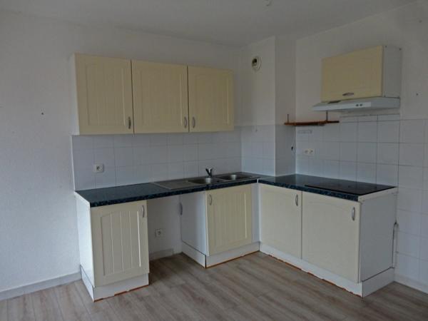 Dpt Pyrénées Orientales (66), à vendre BOMPAS appartement 4 pièces 78,8m² terrasse, parking