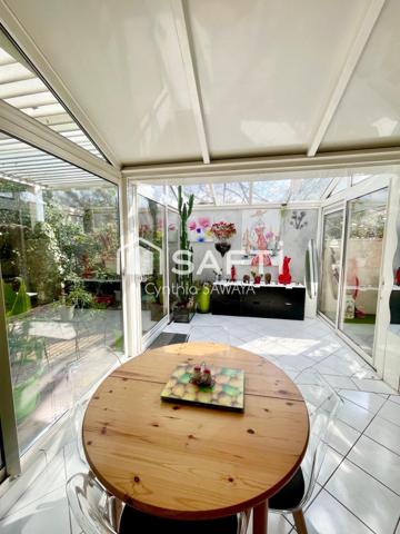 Maison T3 avec belle terrasse verdoyante de 27 m2 et place de parking dans garage
