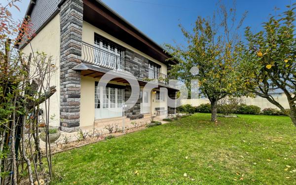 Maison à vendre    5 pièces • 120 m2 Aviron