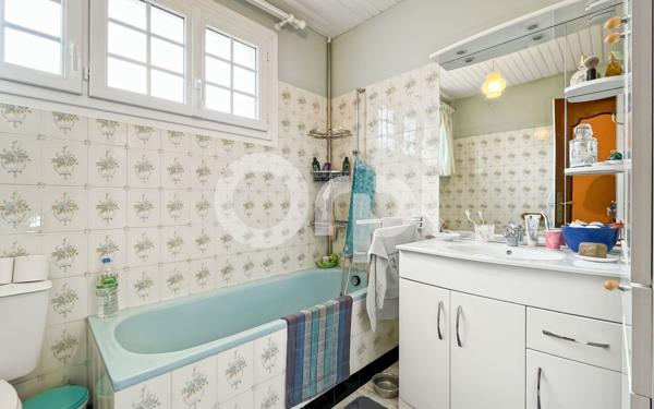 Maison à vendre    5 pièces • 120 m2 Aviron