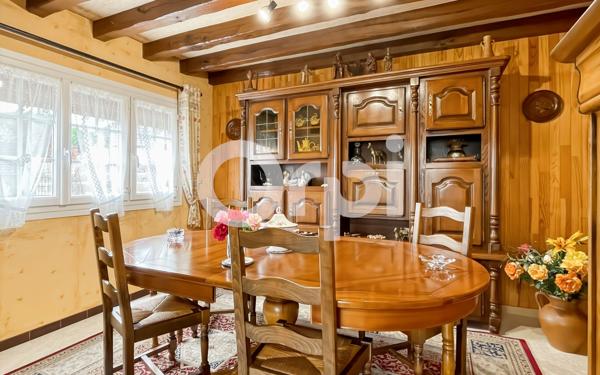 Maison à vendre    5 pièces • 120 m2 Aviron