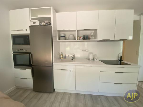 Appartement à louer Arcachon : 2 pièces, 30m² avec 1 chambre(s) à 790€ - AJP Immobilier Arcachon