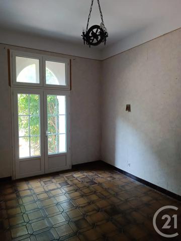 Appartement F4 à vendre  4 pièces - 120,80 m 2   AMELIE LES BAINS PALALDA  - 66