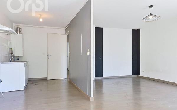 Appartement à vendre    3 pièces • 69 m2 Toulon