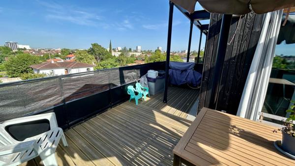 Appartement Floirac 4 pièce(s) 83 m2