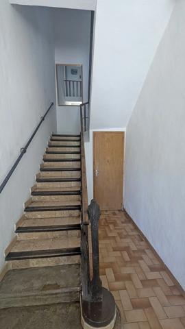 CARPENTRAS (84) | Maison de 215 m² habitables avec revenu locatif sur un terrain agricole de 7 175 m²