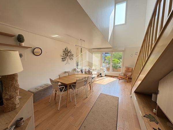 Appartement en duplex Guyancourt 5 pièce(s) 109.07 m2