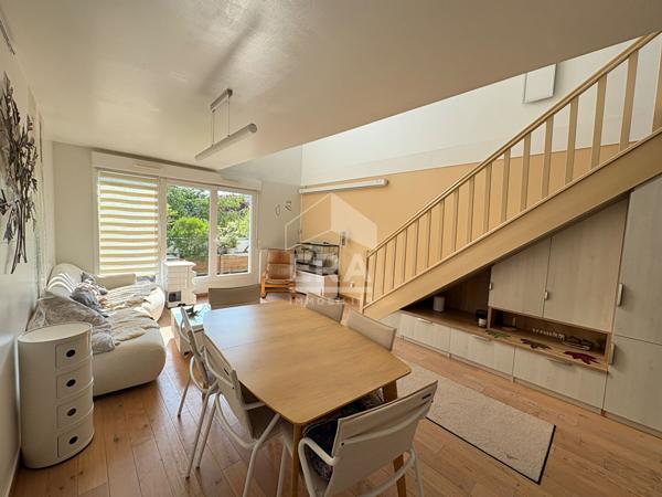 Appartement en duplex Guyancourt 5 pièce(s) 109.07 m2
