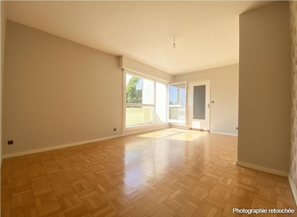 Appartement à vendre à Vannes T1bis à rafraîchir quartier Trussac