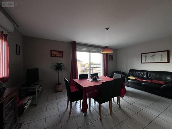 Appartement à vendre à Vannes dans le Morbihan (56000), ref : 56003-1393   
Est