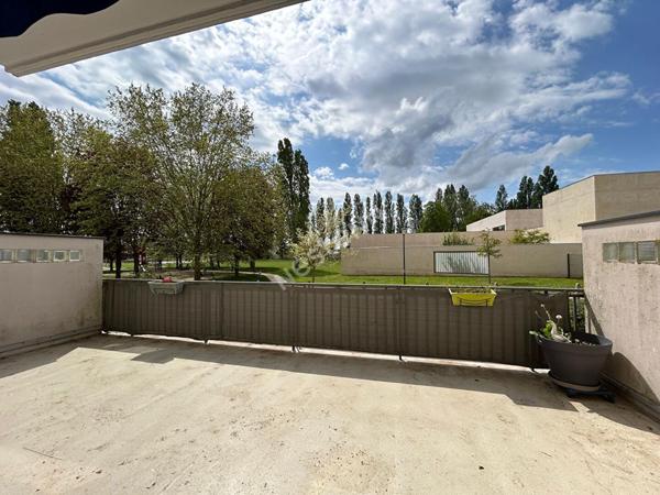 Appartement Pontoise 3 pièces 64.24 m2 avec terrasse