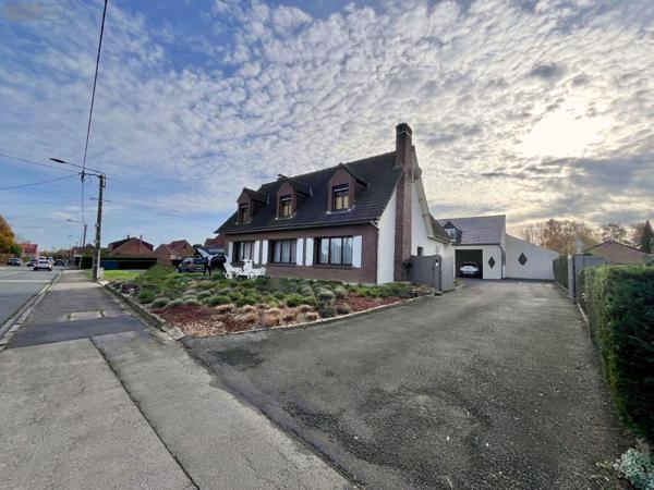 Maison individuelle à vendre à Hazebrouck dans le Nord (59190), ref : 13078/3552