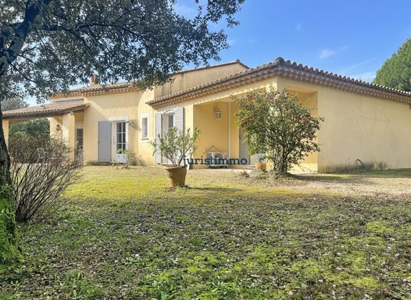 Suze-la-Rousse (26790) Suze-la-Rousse - Belle propriété avec parc arboré, sur terrain de 4 300 m² et grande piscine 10 m x 5 m