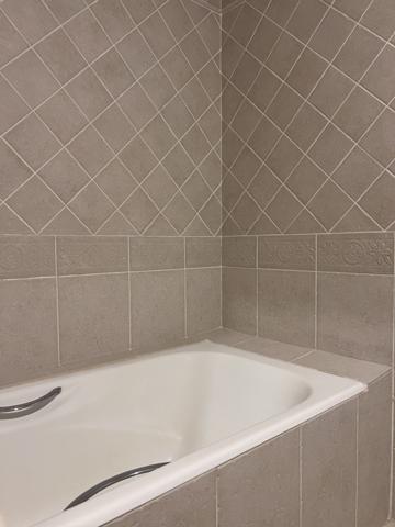 Suze-la-Rousse (26790) Suze-la-Rousse - Belle propriété avec parc arboré, sur terrain de 4 300 m² et grande piscine 10 m x 5 m