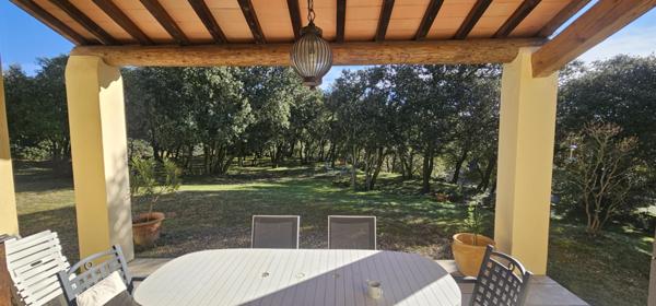 Suze-la-Rousse (26790) Suze-la-Rousse - Belle propriété avec parc arboré, sur terrain de 4 300 m² et grande piscine 10 m x 5 m