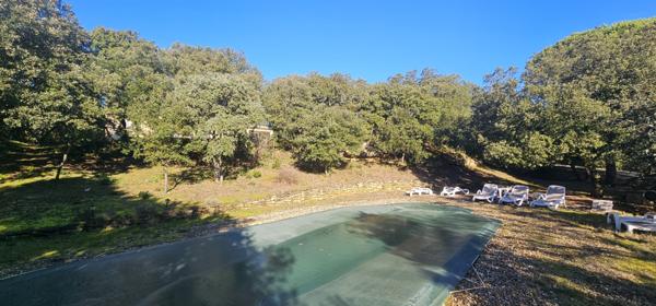 Suze-la-Rousse (26790) Suze-la-Rousse - Belle propriété avec parc arboré, sur terrain de 4 300 m² et grande piscine 10 m x 5 m