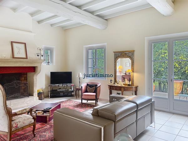 Suze-la-Rousse (26790) Suze-la-Rousse - Belle propriété avec parc arboré, sur terrain de 4 300 m² et grande piscine 10 m x 5 m