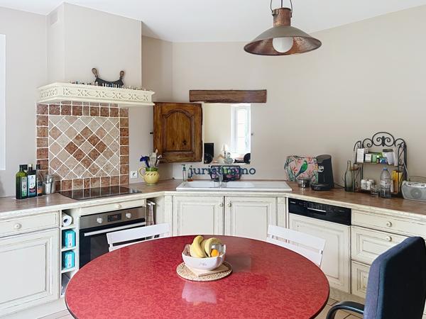 Suze-la-Rousse (26790) Suze-la-Rousse - Belle propriété avec parc arboré, sur terrain de 4 300 m² et grande piscine 10 m x 5 m