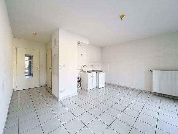 A LOUER - Studio avec terrasse 28m² Montélimar