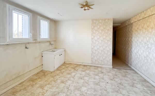 Maison à vendre    4 pièces • 117 m2 Chancelade