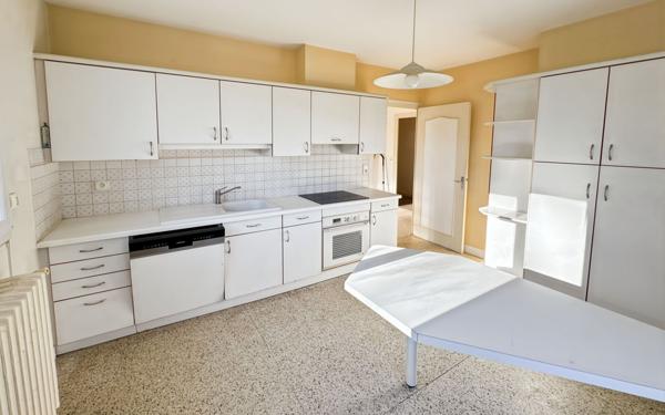 Maison à vendre    4 pièces • 117 m2 Chancelade