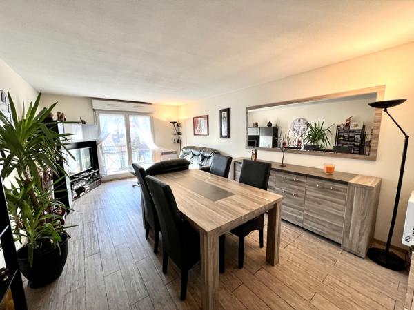 Bondy (93140) 4 Pièces centre-ville avec box et terrasse