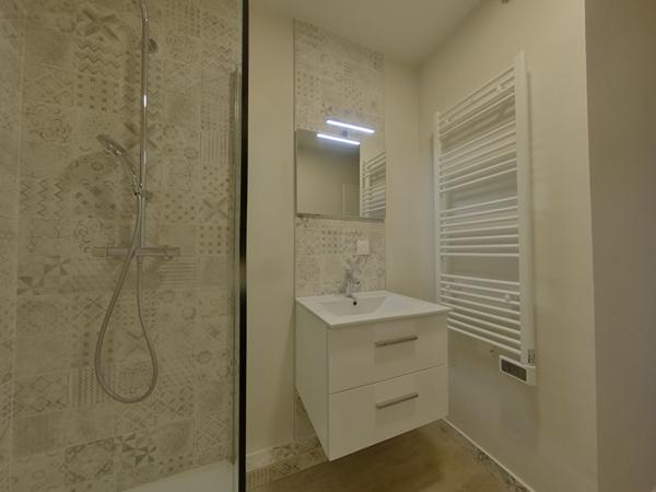 04400 LE SAUZE TYPE 2 CENTRE STATION DU SAUZE