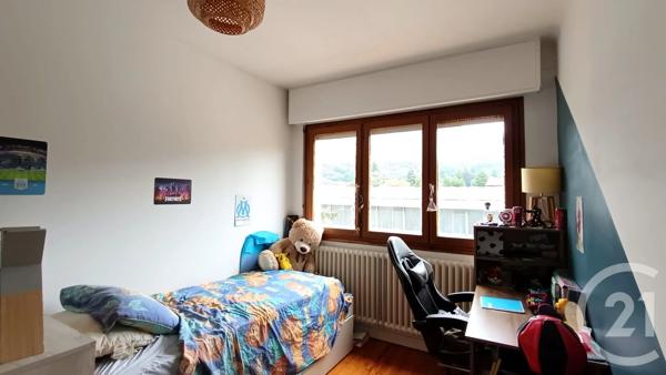 Appartement F3 à vendre  3 pièces - 66,68 m 2   LA ROCHETTE  - 73