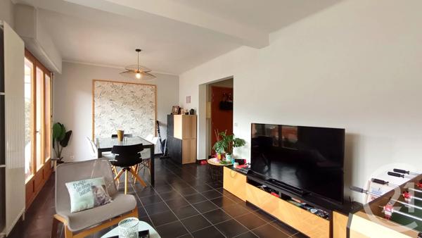 Appartement F3 à vendre  3 pièces - 66,68 m 2   LA ROCHETTE  - 73