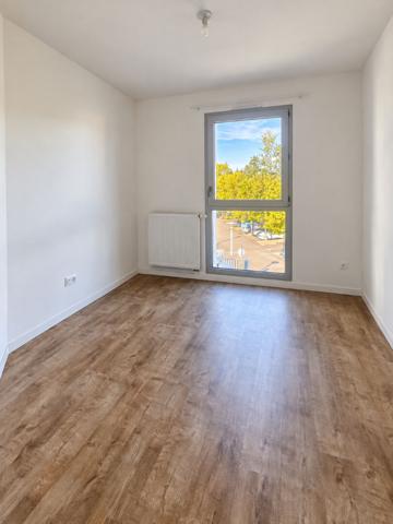 A LOUER - T3 récent avec terrasse 11m² et parking en sous-sol BELLE BEILLE