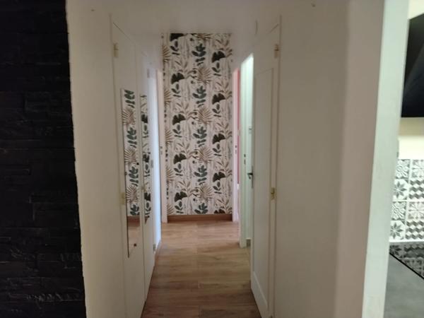 AVIGNON - APPARTEMENT A VENDRE TYPE 3 RENOVE AVEC TERRASSE AU DERNIER ETAGE RESIDENCE SECURISE