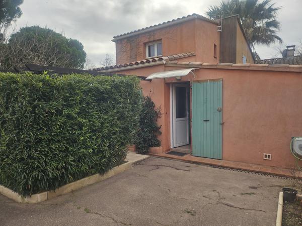 Camaret-sur-Aigues (84850) CAMARET T2 MEUBLE AVEC TERRASSE ET PARKING