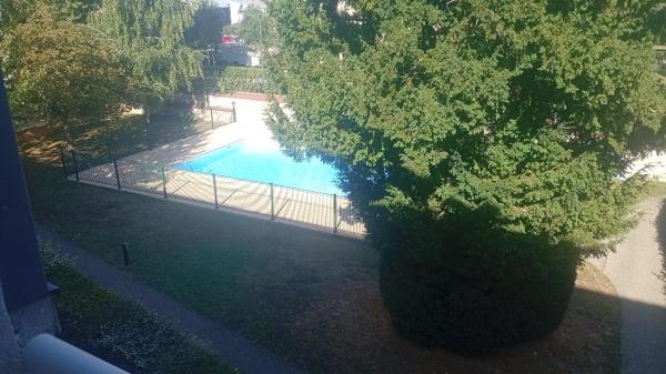 Pont-Sainte-Maxence (60700) Pont-Sainte-Maxence, Appartement type 2 dans une résidence avec piscine.