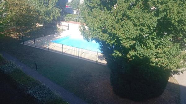 Pont-Sainte-Maxence (60700) Pont-Sainte-Maxence, Appartement type 2 dans une résidence avec piscine.