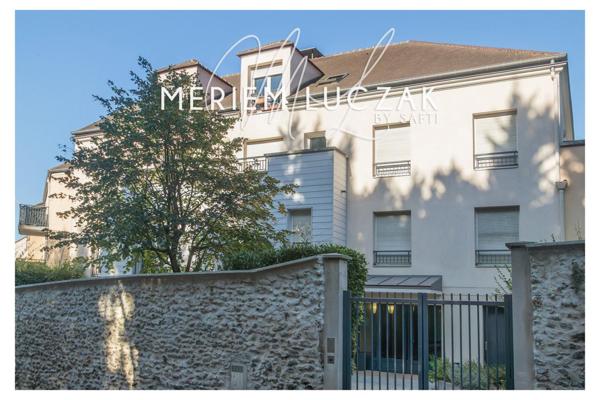 Appartement 3 pièces avec terrasse et parkings – Triel-sur-Seine