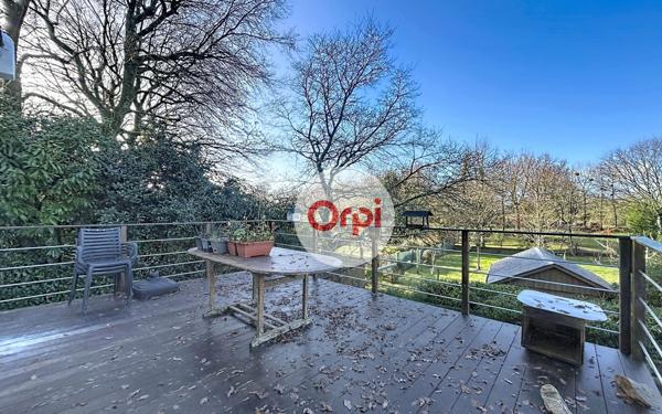 Maison à vendre    4 pièces •  Theix