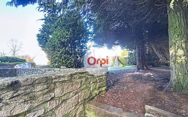 Maison à vendre    4 pièces •  Theix