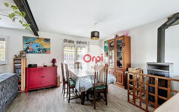 Maison à vendre    4 pièces •  Theix