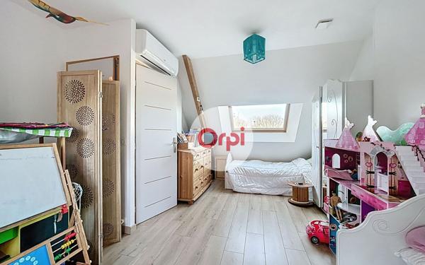 Maison à vendre    4 pièces •  Theix