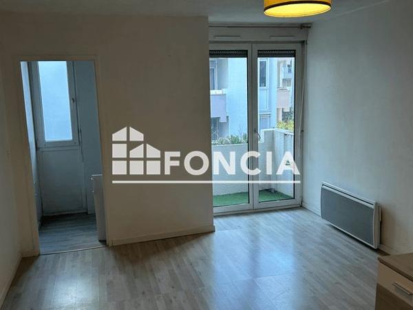 Location Studio 30.1 m² - 751 AVENUE DU CHATEAU D'0 Montpellier 34090