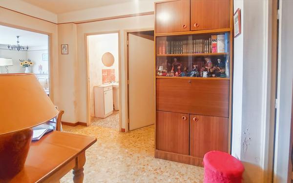 Appartement à vendre    2 pièces • 74,45 m2 Manosque