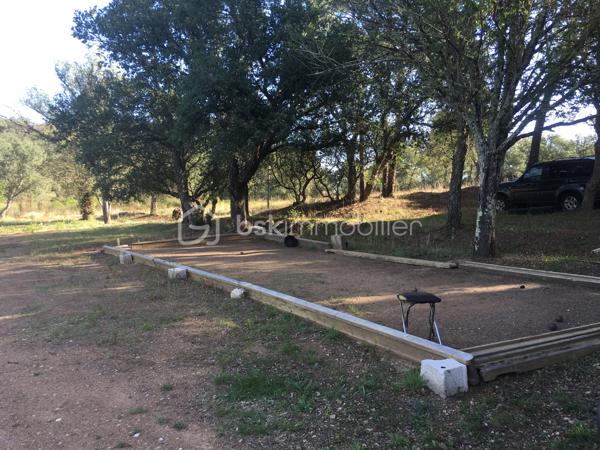 Terrain de loisirs de 280 000 m²