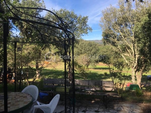 Terrain de loisirs de 280 000 m²