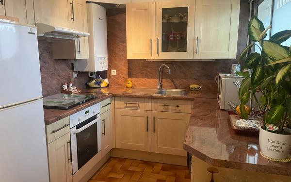 Appartement à vendre    3 pièces • 55 m2 Toulon