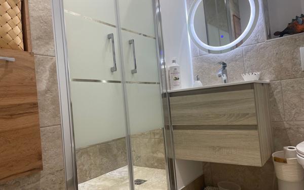 Appartement à vendre    3 pièces • 55 m2 Toulon