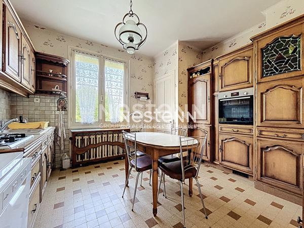 Maison traditionnelle de 5 pièces sur cave totale - Proche du centre-ville - CHAMBLY