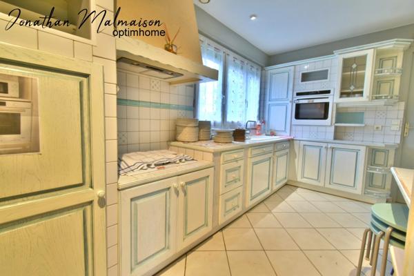 Maison avec sous-sol total – Secteur recherché proche Conches-en-Ouche